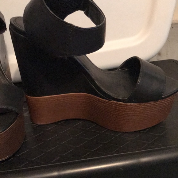 Aldo high wedge sandals - Picture 2 of 4
